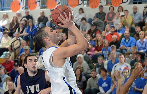 Men's Basketball Predicted to Finish Second in GNAC Preseason Poll