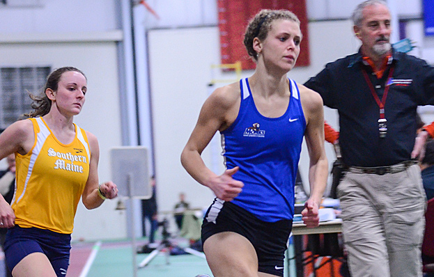 Women's Track & Field Finishes 5th at Bates Invitational