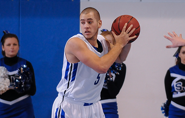 Men's Basketball Improves to 3-1 in GNAC Play