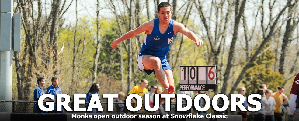 Men Kick Off Outdoor Season at Snowflake Classic